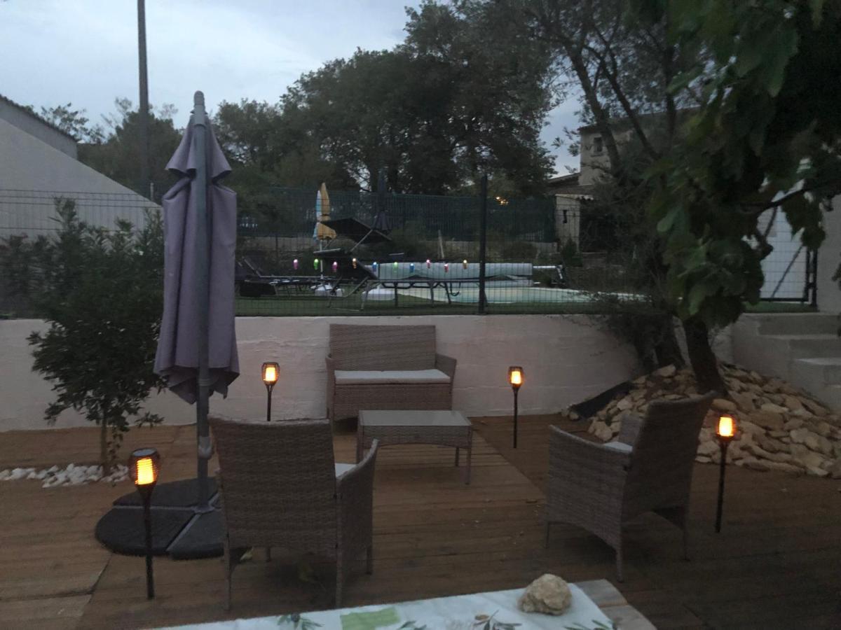 Gite Climatise Avec Piscine Sur Les Hauteurs De Bollene Bollène Exterior foto
